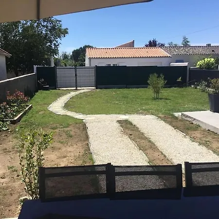 Jolie Maison Sur Ors شاليه